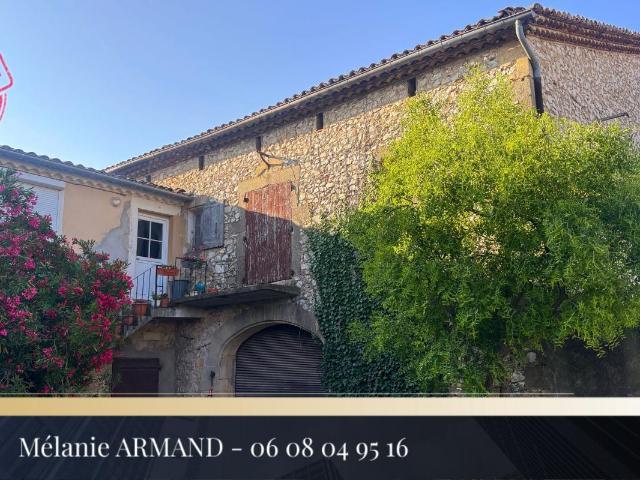 Maison vente à Nîmes, Combas