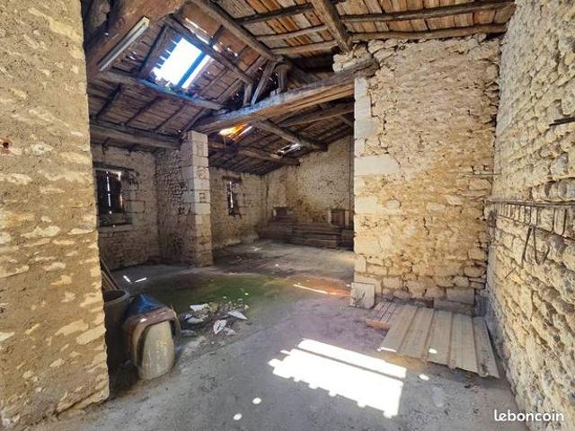 Maison vente à Saintes