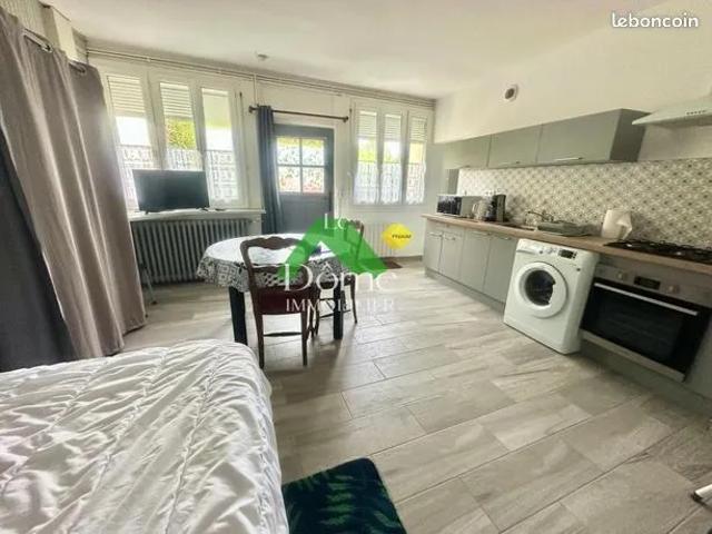 Maison location à La Garenne, Esches
