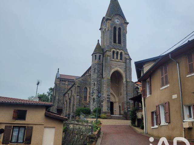 Maison vente à Le Bourbon, Courzieu