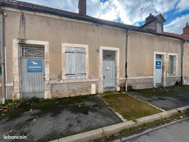 Maison vente à Saint-Amand-Montrond, Charenton-du-cher