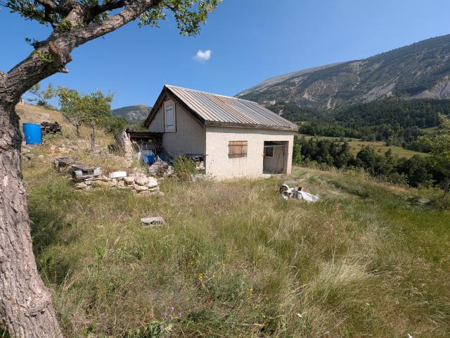 Maison vente à Castellane, La Mure-argens