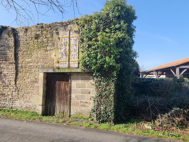 Maison vente à Fontenay-le-Comte, Thiré