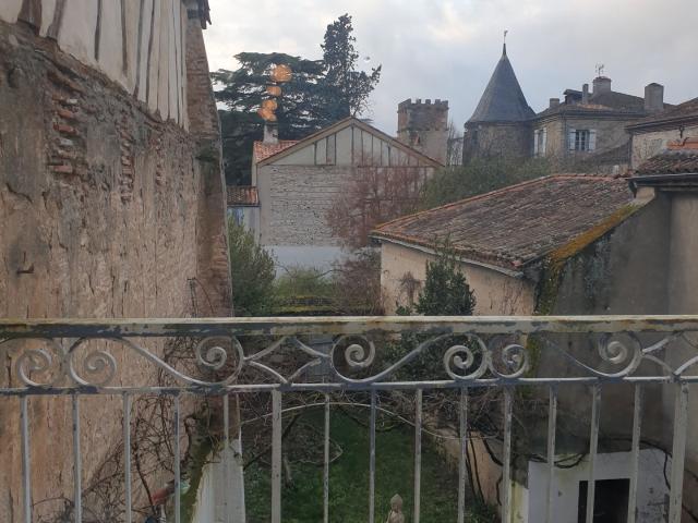 Maison vente à Agen, Aiguillon