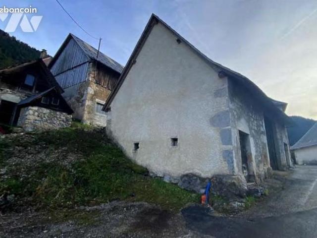 Maison vente à Saint-Pierre-d'Entremont, Orne