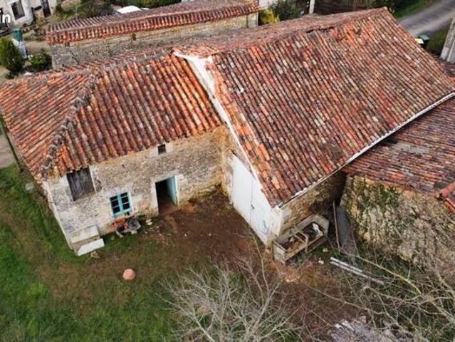 Maison vente à Confolens, Nanteuil-en-vallée