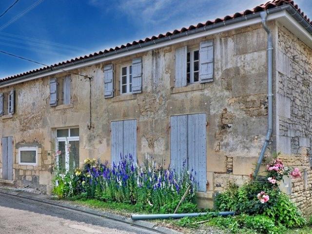 Maison vente à Cognac, Saint-sulpice-de-cognac