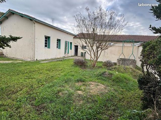Maison vente à Le Château-d'oléron, Charente-Maritime