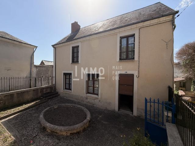 Maison vente à La Flèche, Château-du-loir