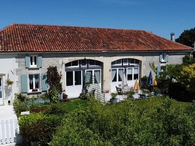 Maison vente à Saint-Jean-d'Angély, Bresdon