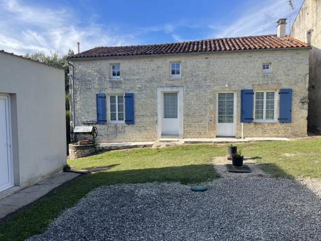 Maison vente à Confolens, Longré