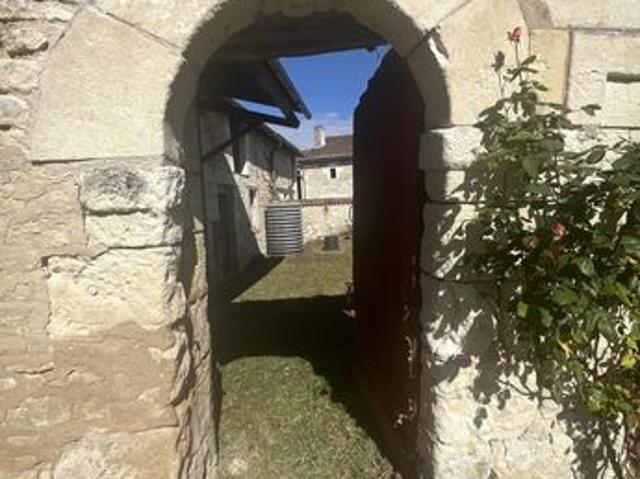 Maison vente à Chinon, La Tour-saint-gelin