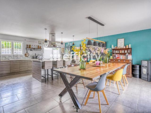 Maison vente à Bordeaux, Artigues-près-bordeaux