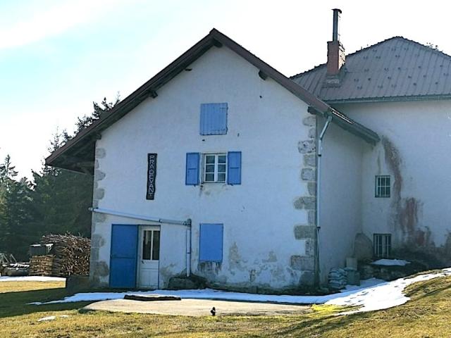 Maison vente à Nantua, Villes