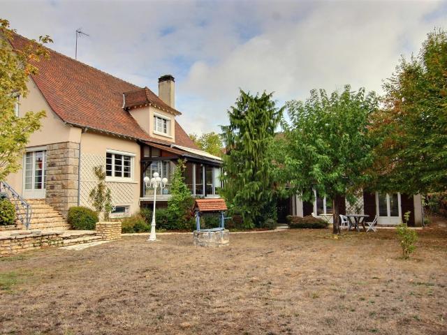 Maison vente à Mehun-sur-Yèvre, Cher