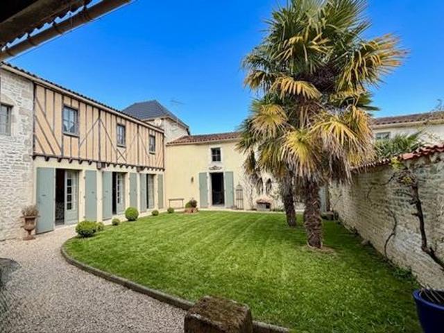 Maison vente à Saint-Jean-d'Angély, Haimps