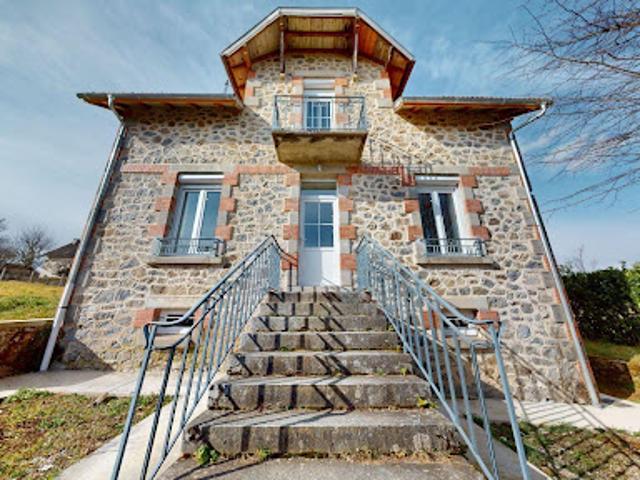Maison vente à Lacapelle-Viescamp, Cantal