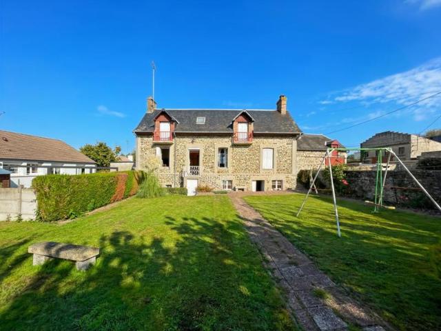 Maison vente à Mayenne, Pré-en-pail