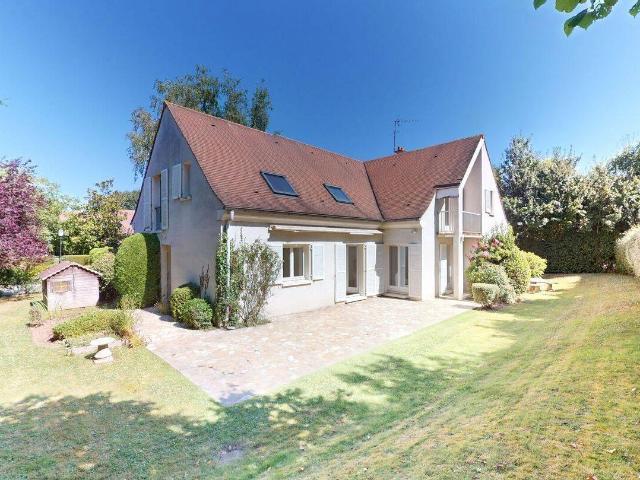 Maison vente à Saint-nom-la-bretèche