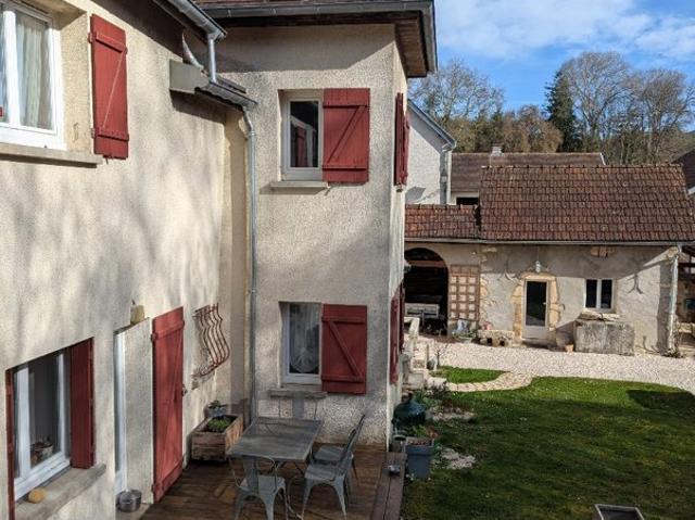 Maison vente à Dijon, Avot