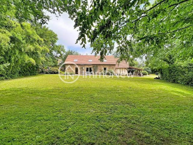 Maison vente à Avranches, Le Val-saint-père