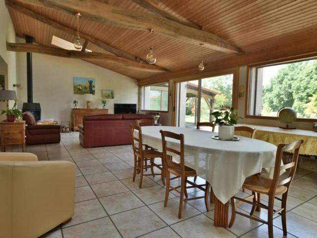 Maison vente à Cholet, Bégrolles-en-mauges