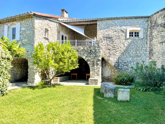 Maison vente à Nîmes, Moulézan