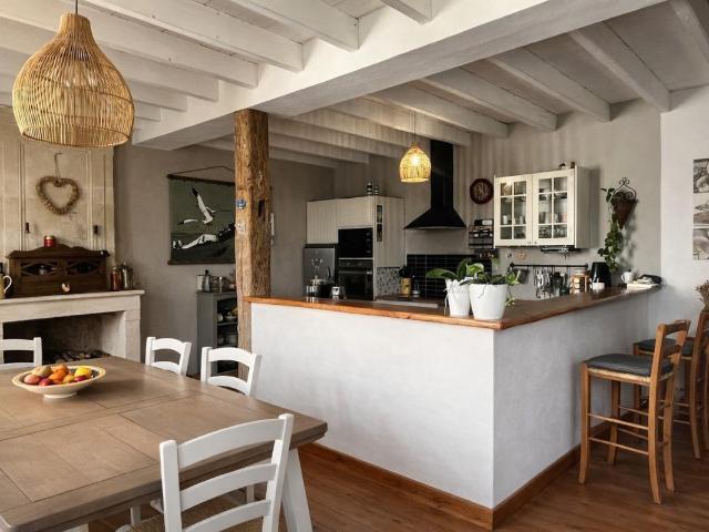 Maison vente à Saintes, Corme-ecluse
