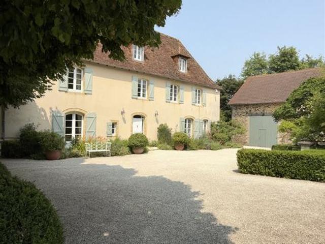 Maison vente à Nontron, Sarrazac