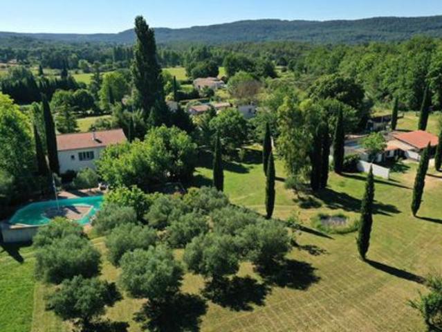 Maison vente à Brignoles, Villecroze