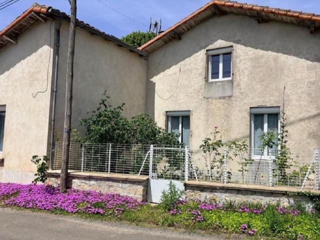 Maison vente à Confolens, Nanteuil-en-vallée