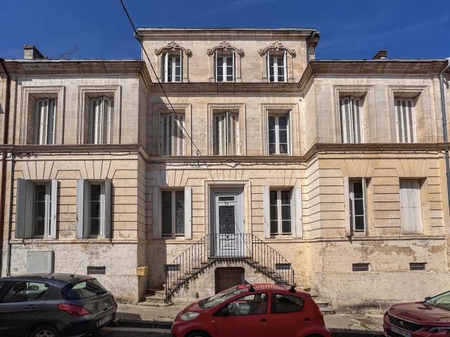 Maison vente à Cognac, Châteauneuf-sur-charente