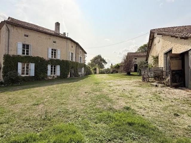 Maison vente à Angoulême, Aubeterre-sur-dronne