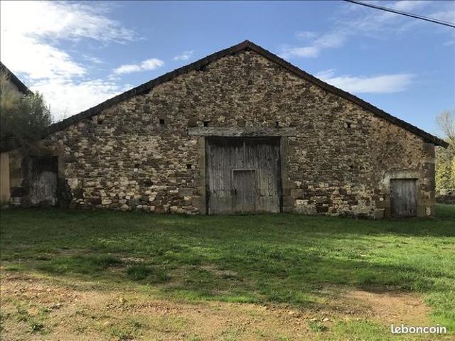 Maison vente à Nontron, Saint-martin-le-pin