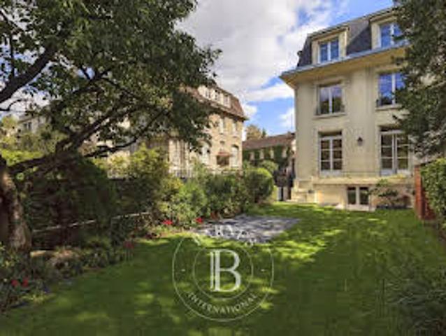 Maison location à Neuilly-sur-seine