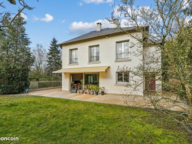 Maison vente à Nanterre, Garches