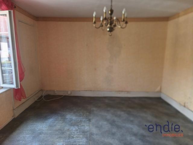 Maison vente à Montluçon, Villefranche-d'allier