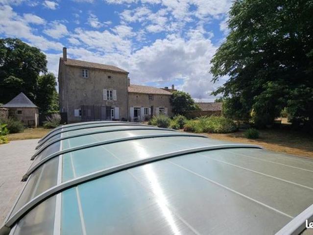 Maison vente à Montmorillon, Nouvelle-Aquitaine