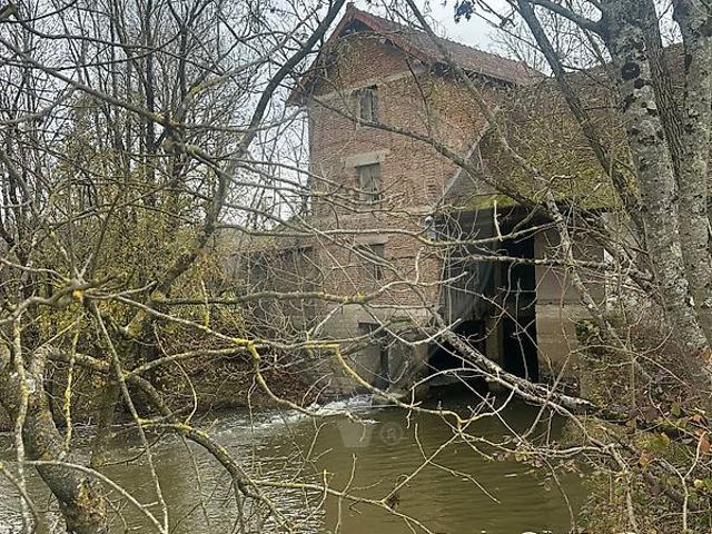 Maison vente à Louhans-Châteaurenaud, Louhans