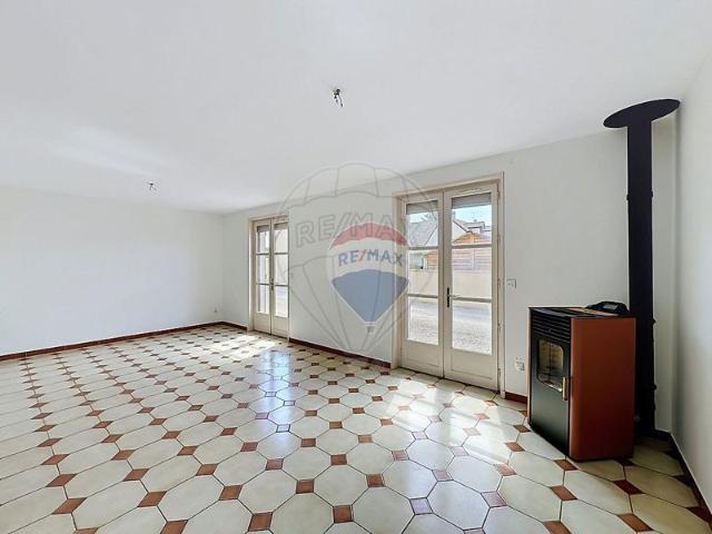 Maison vente à Louhans-Châteaurenaud, Ouroux-sur-saône