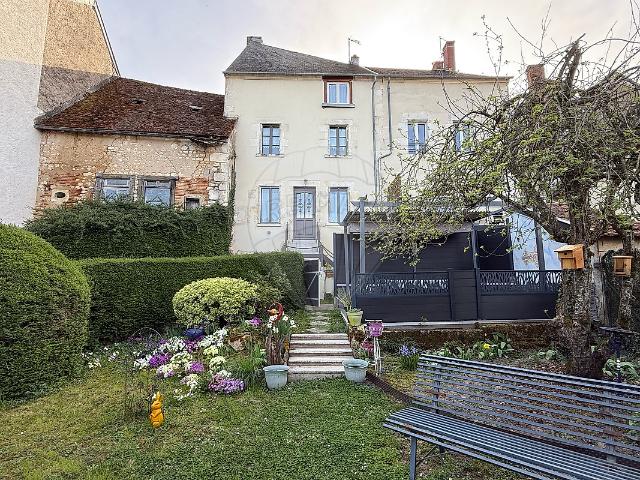 Maison vente à Bourges, Herry