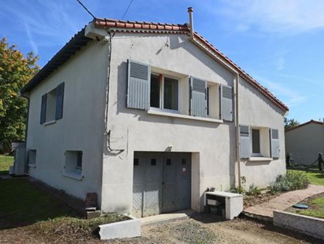 Villa vente à Confolens, Courcôme