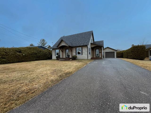 House for sale in Magog