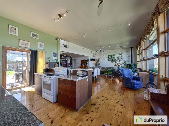 House for sale in Saint-jean-sur-richelieu