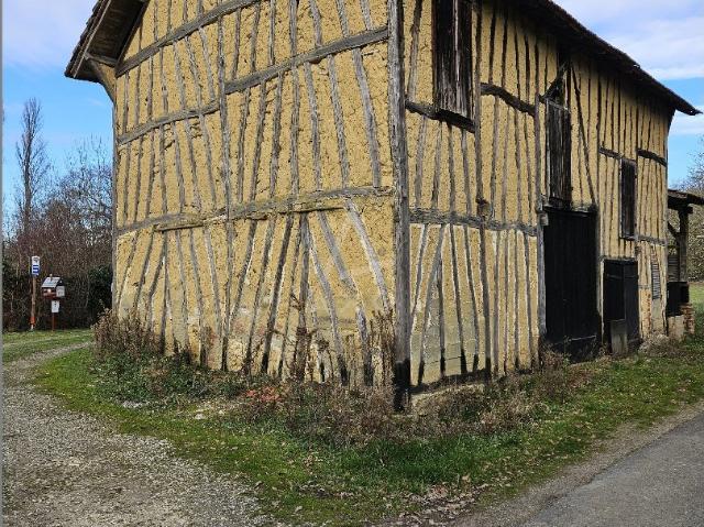 Maison vente à Condom, Dému