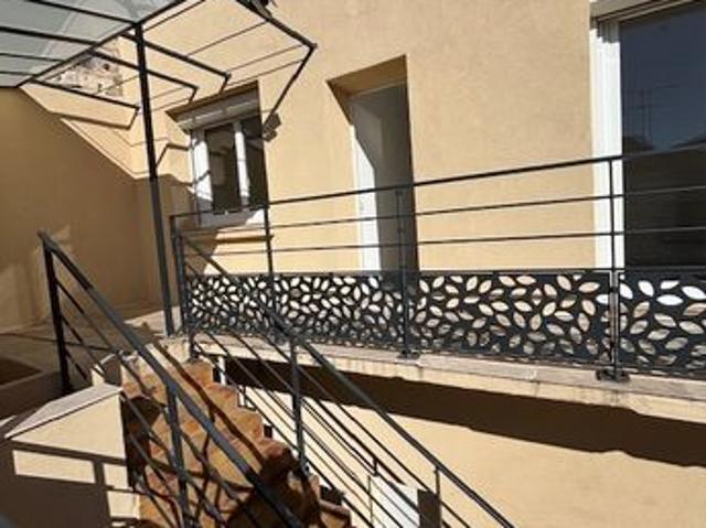 Maison vente à Nîmes, Redessan
