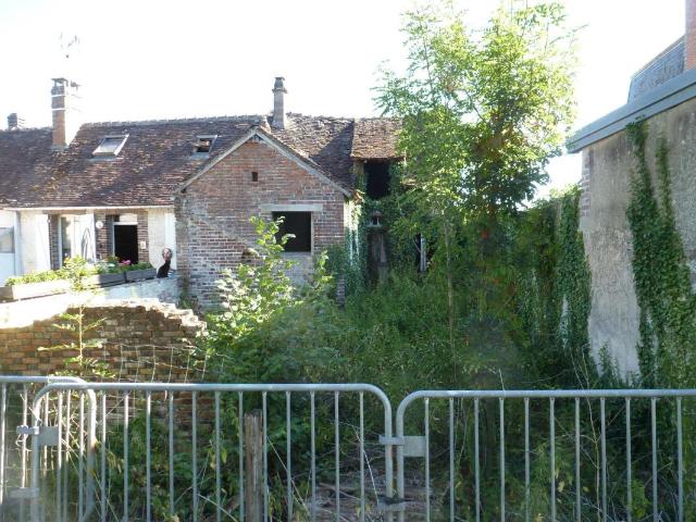 Maison vente à Auxerre, Charny