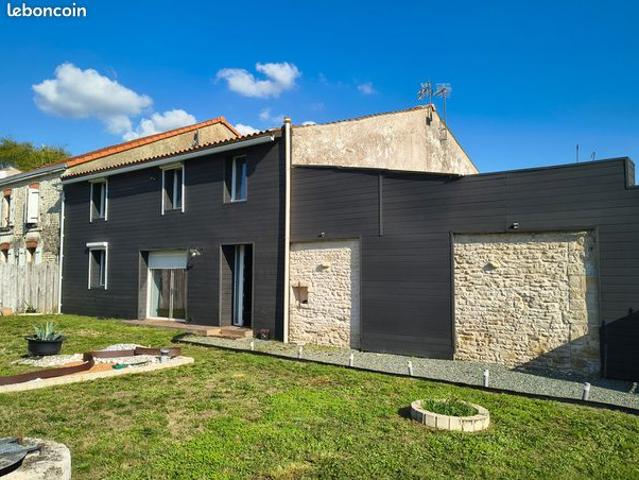 Maison vente à Rochefort, Saint-pierre-d'amilly