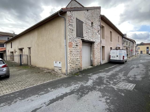 Maison vente à Tarbes, Vic-en-bigorre