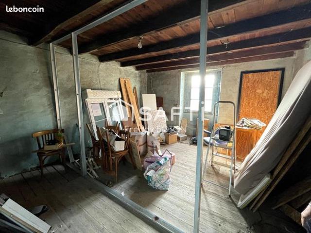 Maison vente à Parthenay, Adilly